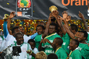 拜仁连伤数人影响战局（拜仁伤病潮扰乱战局）