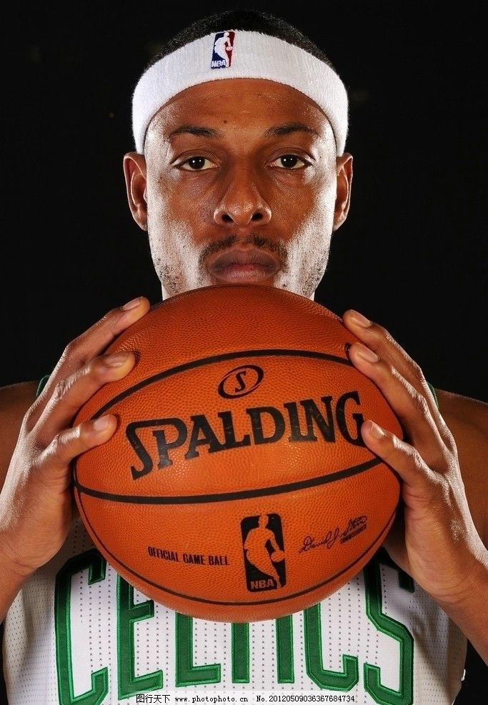 卡恩：纳格尔斯曼应该停止试验；拜仁和于帕续约的代价很昂贵（卡恩建议纳格尔斯曼别再试阵；拜仁与于帕续约代价不菲）