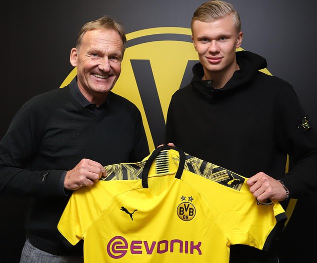 多特蒙德vs斯图加特：埃姆雷-詹、布兰特首发，努贝尔、昂达夫出战