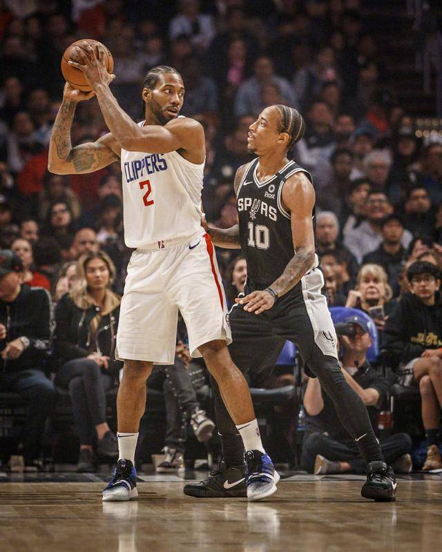 法国足坛最年轻职业球员：尤文马竞关注昂热15岁前锋迪亚洛（15岁迪亚洛刷新法国职业足坛最年轻纪录，尤文马竞盯上昂热新星）