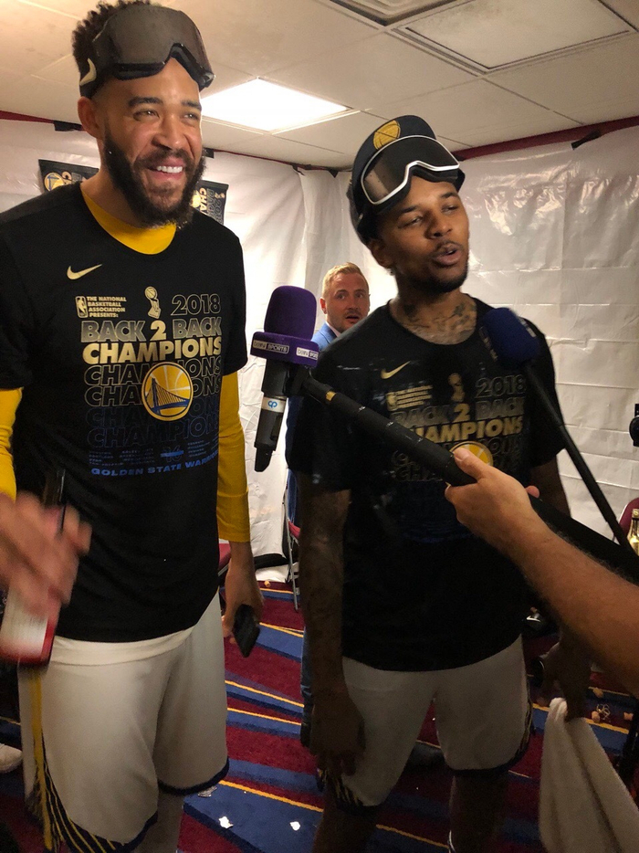 若不是门将，这场输更惨（多亏门将，否则比分更难看）