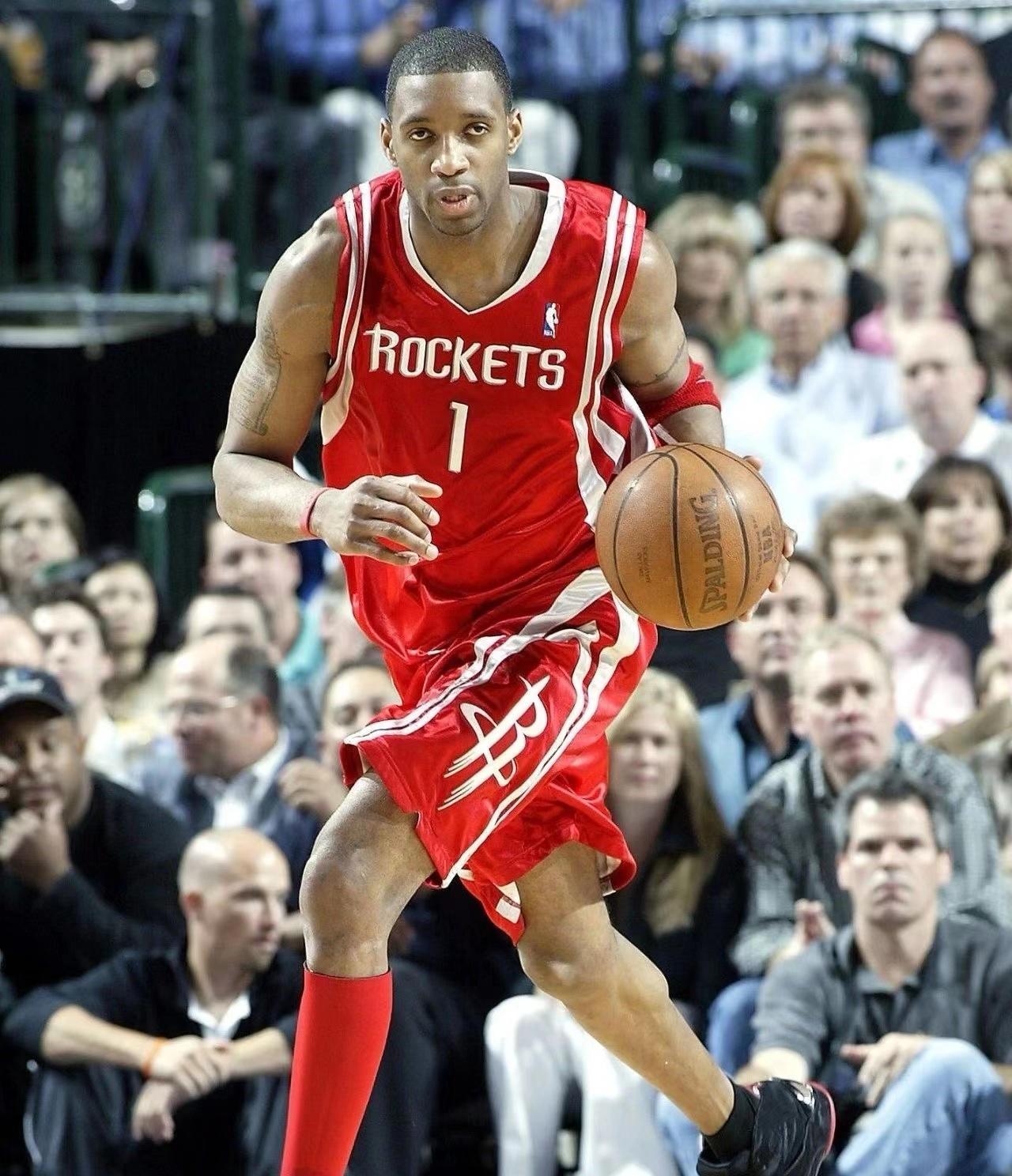 中国女足2-3苏格兰女足，张琳艳、吴澄舒互相传射，豪厄特吊射双响（中国女足2比3负于苏格兰：张琳艳、吴澄舒互传互射，豪厄特吊射梅开二度）