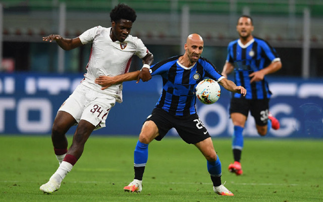 前教练：莱奥小时候的天赋只有C罗能与之相比（前教练称：莱奥年少时的天赋可与C罗比肩）