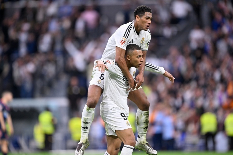 这队真的勇且稳（这支队伍勇猛又稳健）