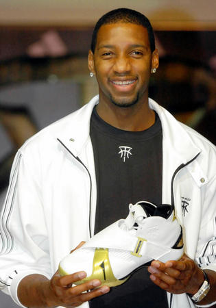 球星再次证明自己是真大心脏（球星再度证明自己是关键先生）