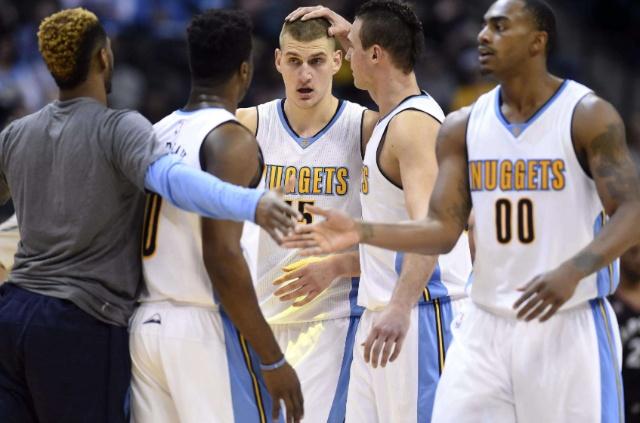 北京首钢大胜天津！新赛季首胜，马帝昂首秀11分，奥莫特2分（北京首钢轻取天津迎赛季首胜，马帝昂处子秀砍11分，奥莫特仅2分）